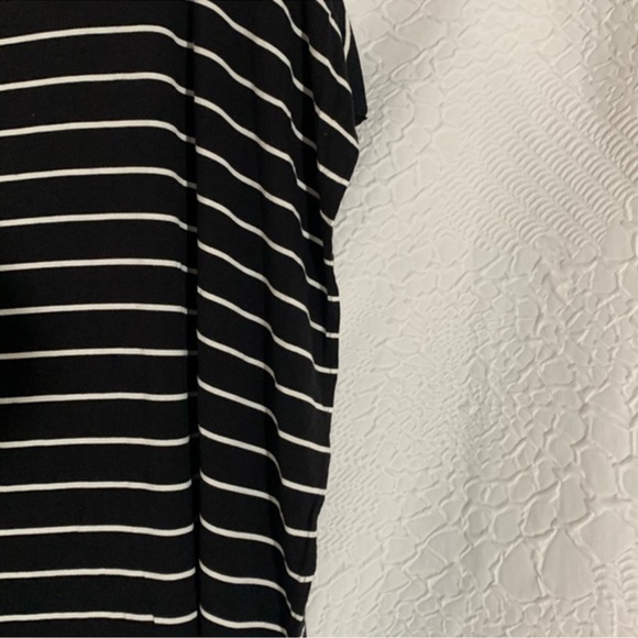 NWOT! Michael Kors Flowing Sleeve Striped Blouse! - Picture 7 of 7